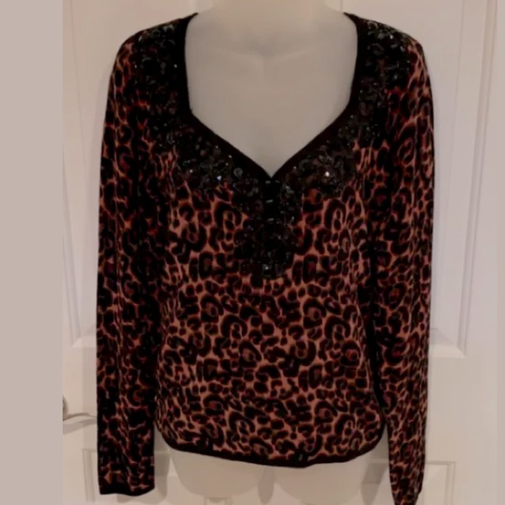 Colour Works Sz S Leopard Top Jeweled Neck